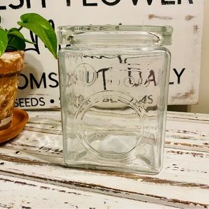 🎯 New Target Bullseye Glass Laundry Pod Holder. Heavy Duty Glass.